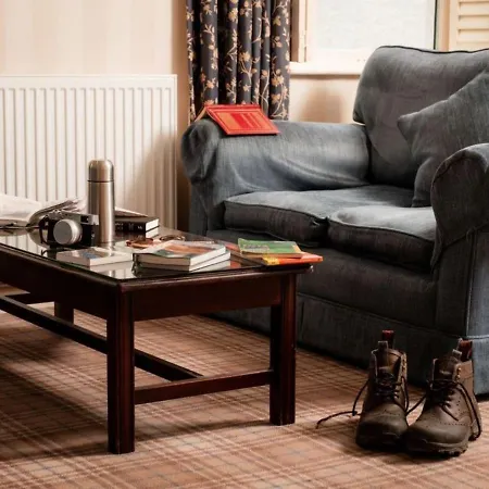 And 4* לייק סייד