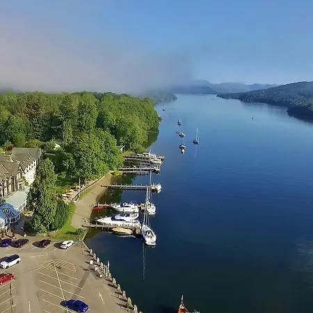 And 4* Lakeside
