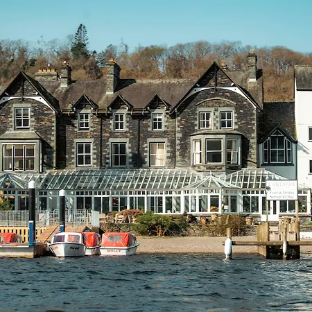 And 4* Lakeside