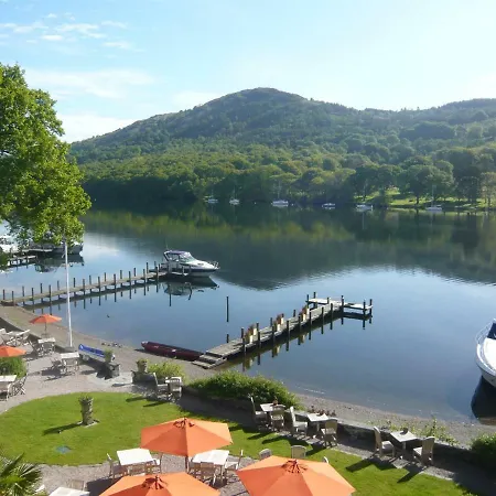 And 4* Lake Side