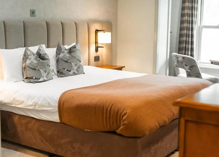 アンド スパ 4* レイクサイド