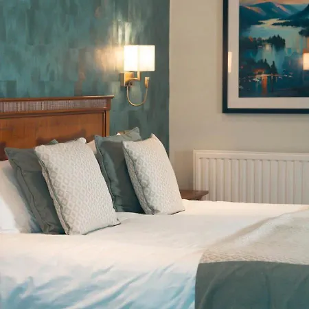 And Hotel 4*
